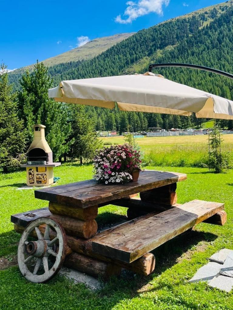 Chalet Sunshine Livigno Eksteriør billede